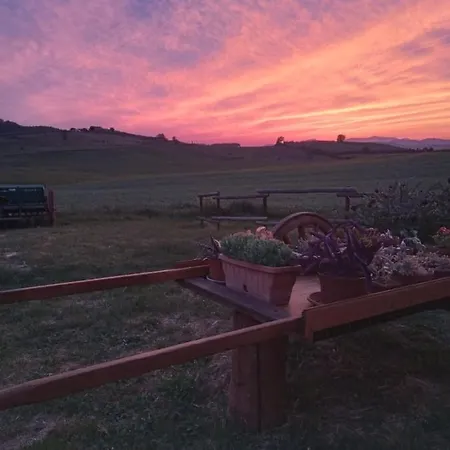 Enjoy Sunset Lantgård Colle Massari